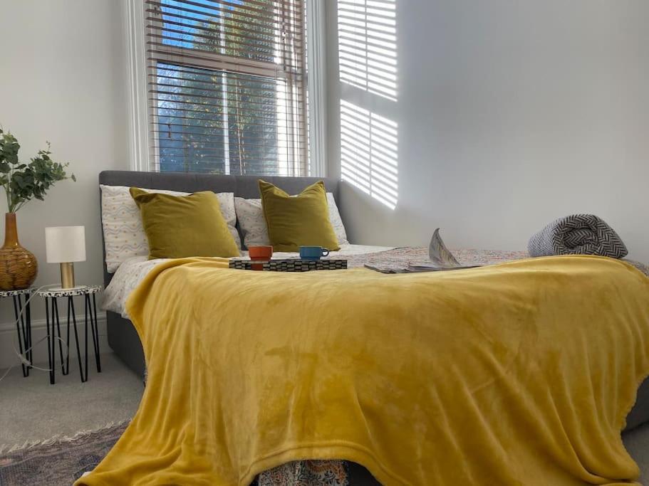 A Fabulous Apartment Set In St Leonard'S On Sea St Leonards-on-Sea Eksteriør billede